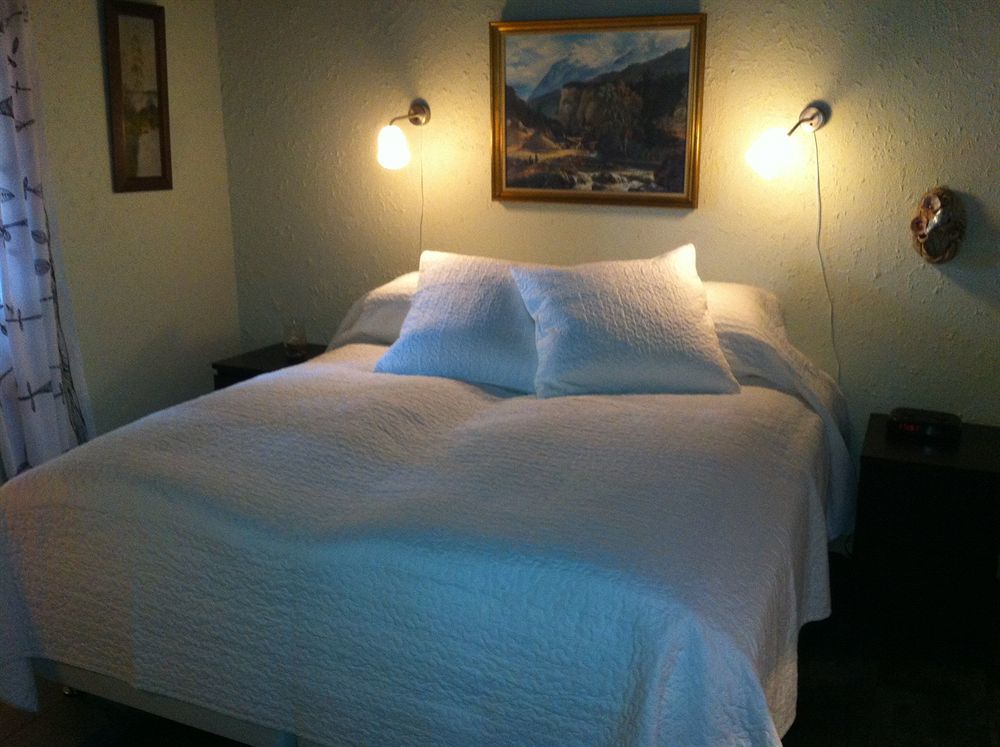 Mattisgården Bed&Breakfast Östra Ljungby Eksteriør bilde