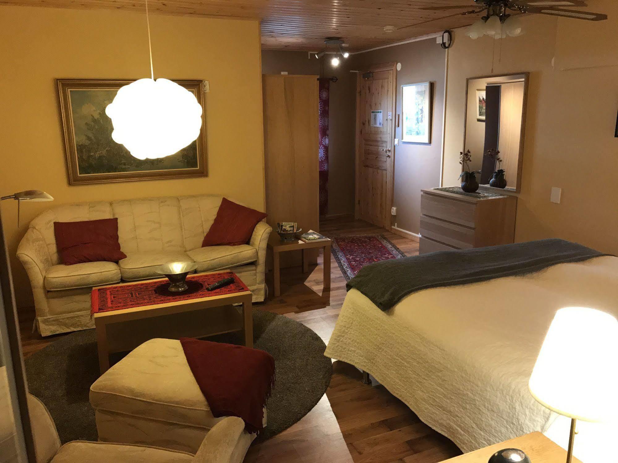 Mattisgården Bed&Breakfast Östra Ljungby Eksteriør bilde